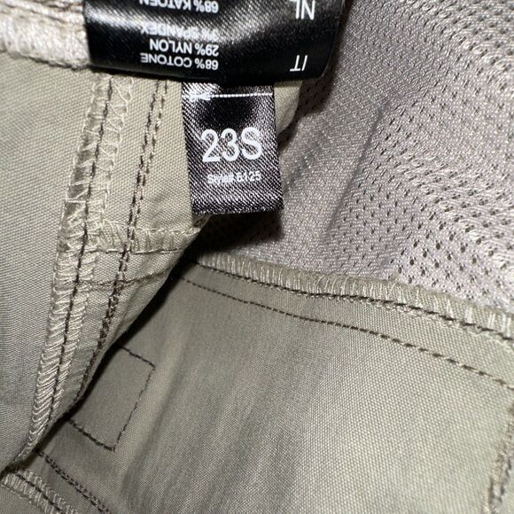 Kuhl Ramblr 10" Inseam Green Cargo Shorts Size 40 Hiking Camp Outdoor Utility - Picture 14 of 16